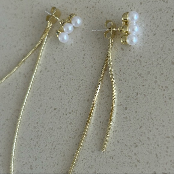 Front Back Pearl Dangling Earrings - Picture 11 of 13